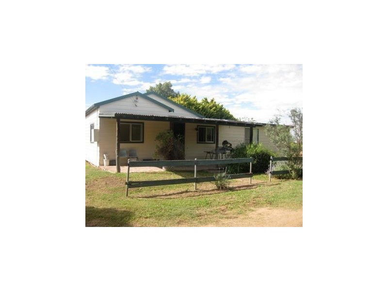 38 Phillip Street, Carroll NSW 2340
