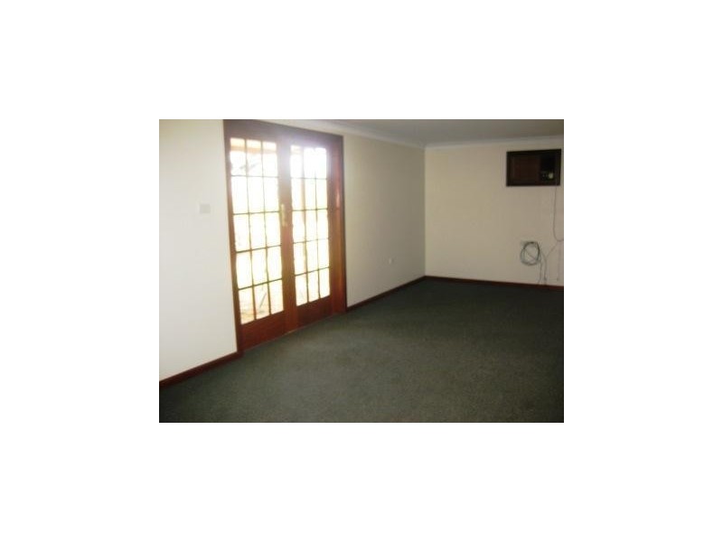 38 Phillip Street, Carroll NSW 2340