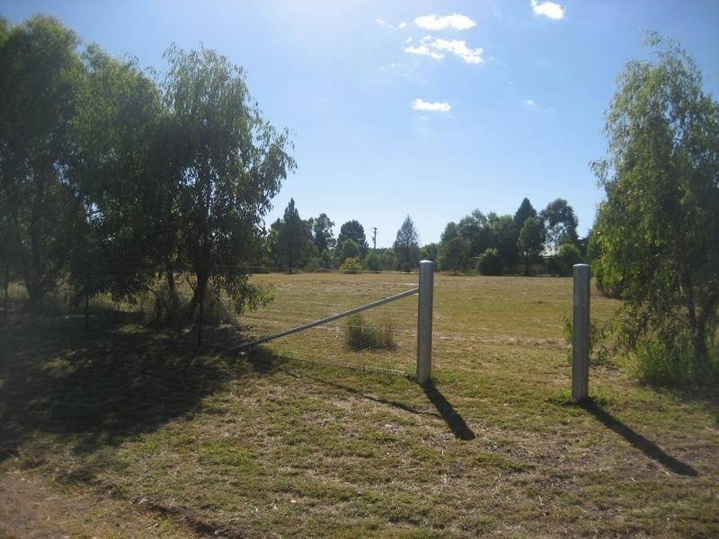 32 Booloocooroo Road, Gunnedah NSW 2380