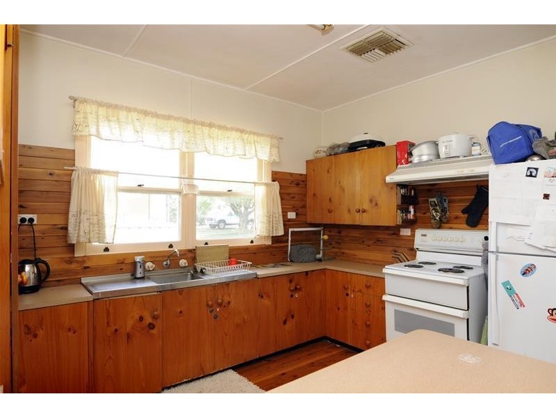 11 Osric Street, Gunnedah NSW 2380