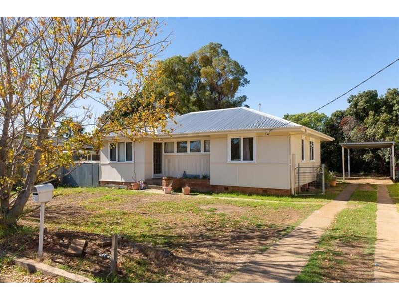 52 Wandobah Road, Gunnedah NSW 2380