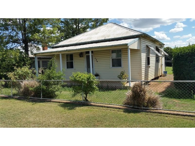 144 Bloomfield Street, Gunnedah NSW 2380