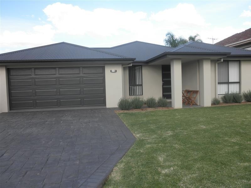 16 Bridge Street, Gunnedah NSW 2380