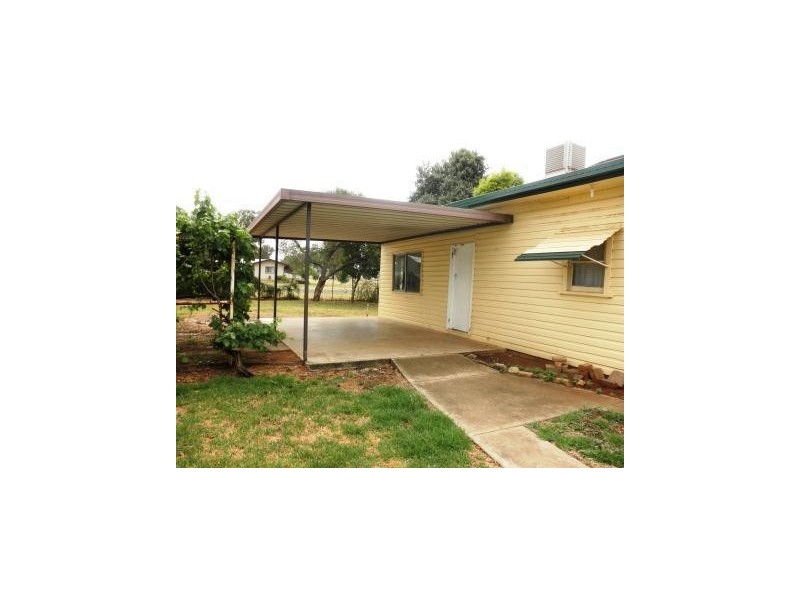 41 Railway Street, Curlewis NSW 2381