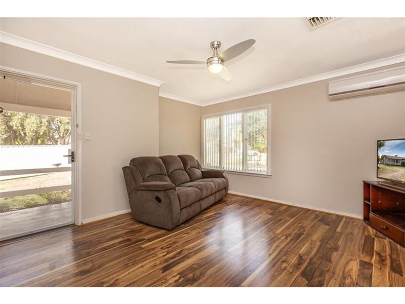 44 Jaeger Avenue, Gunnedah NSW 2380