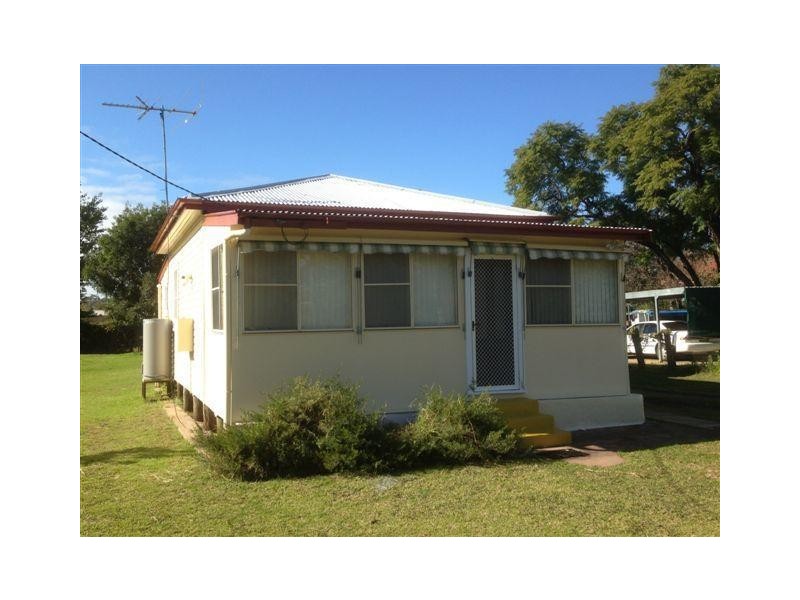 24 Wandobah Road, Gunnedah NSW 2380