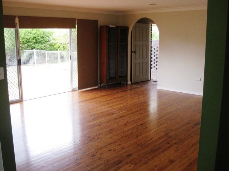 11 Ewing Street, Gunnedah NSW 2380