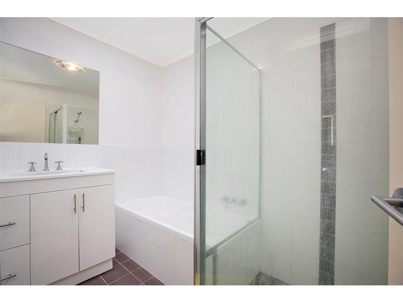 4/9 Bowen Avenue, Gunnedah NSW 2380