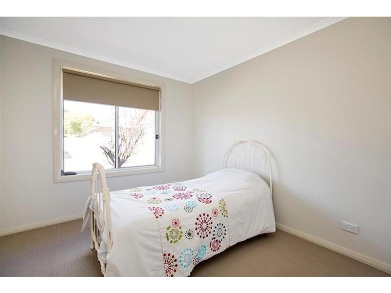 4/9 Bowen Avenue, Gunnedah NSW 2380