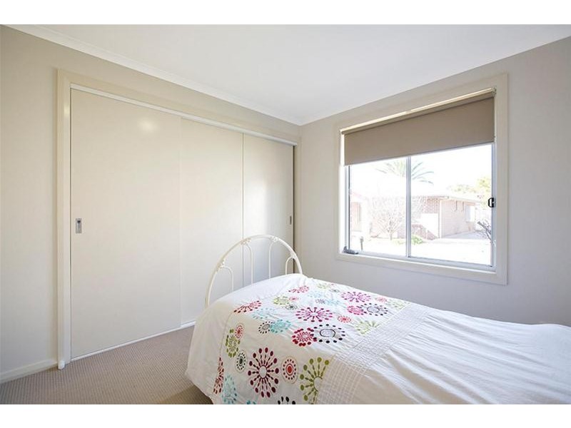 4/9 Bowen Avenue, Gunnedah NSW 2380