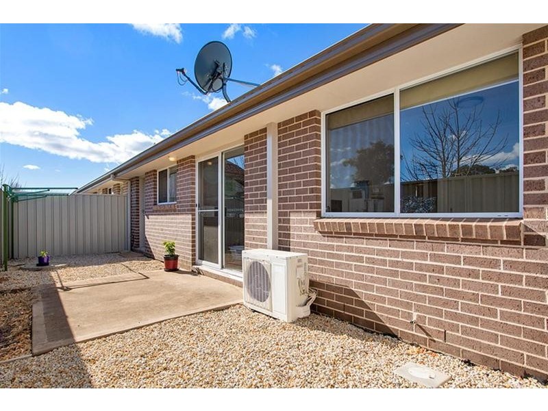 4/9 Bowen Avenue, Gunnedah NSW 2380