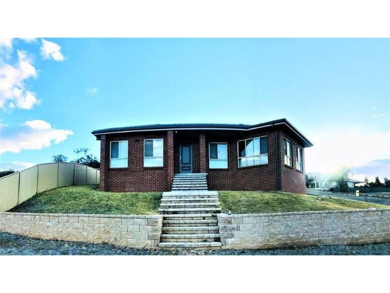 2 Dries Avenue, Gunnedah NSW 2380