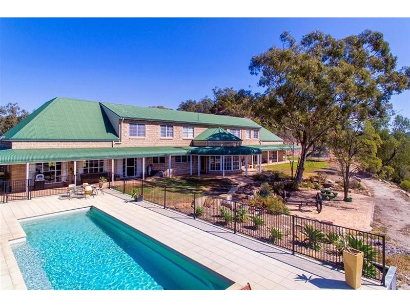 “Ridgelands”/8679 Oxley Highway, Gunnedah NSW 2380