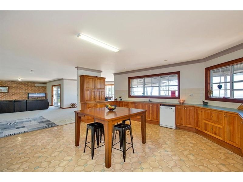 “Ridgelands”/8679 Oxley Highway, Gunnedah NSW 2380
