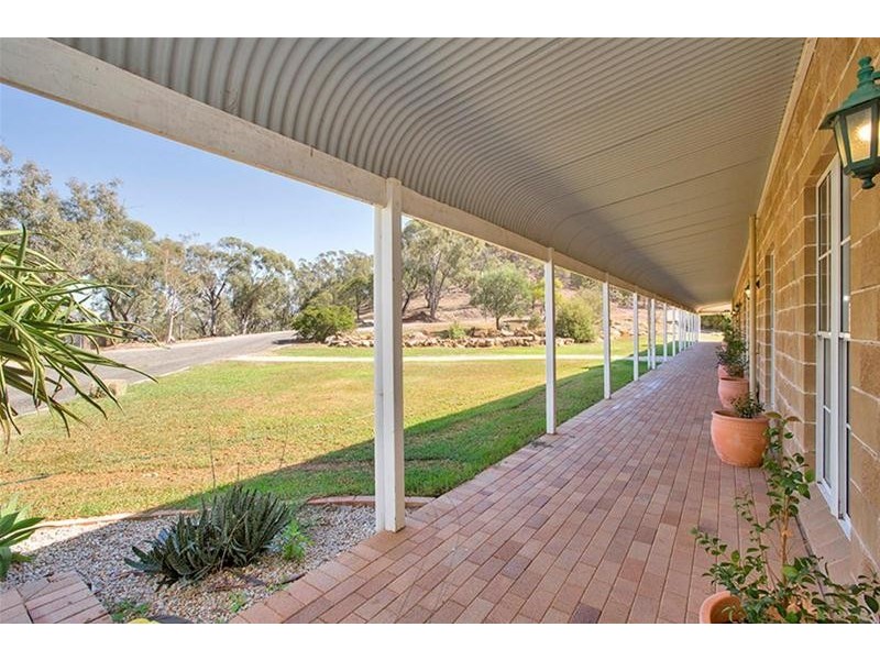 “Ridgelands”/8679 Oxley Highway, Gunnedah NSW 2380