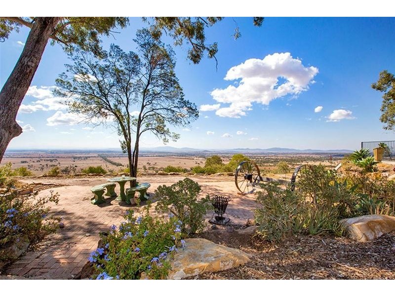 “Ridgelands”/8679 Oxley Highway, Gunnedah NSW 2380