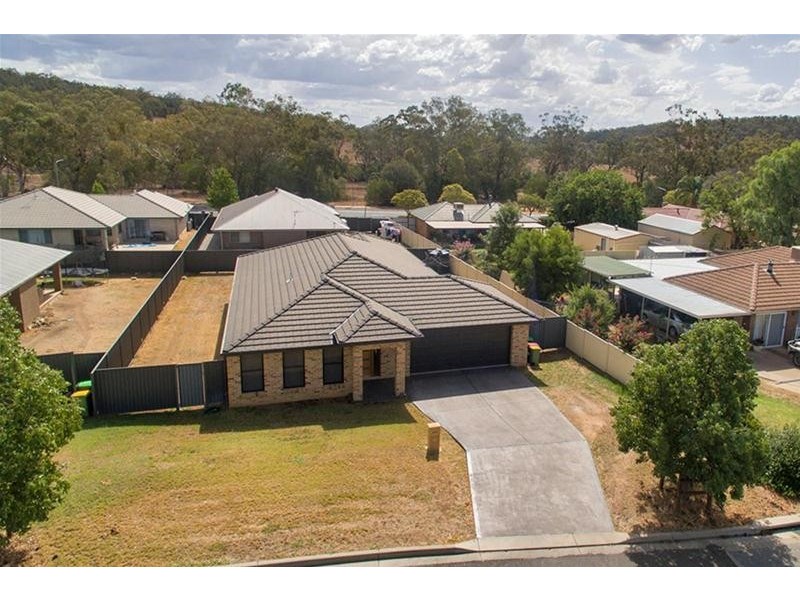 11 Boronia Avenue, Gunnedah NSW 2380