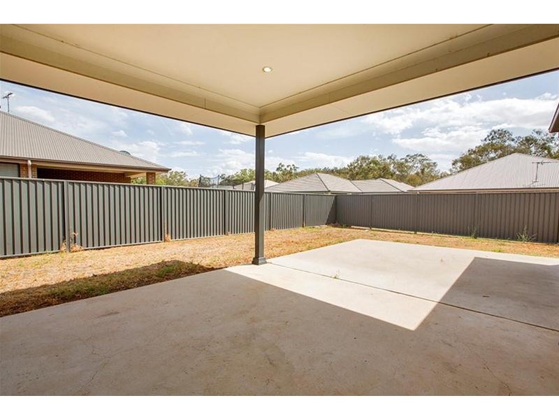 11 Boronia Avenue, Gunnedah NSW 2380