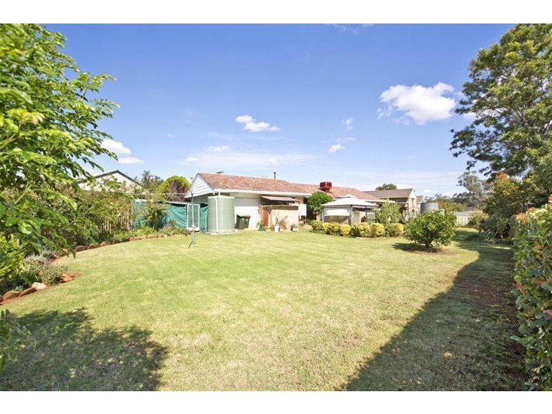 8 Daniel Keane Crescent, Gunnedah NSW 2380