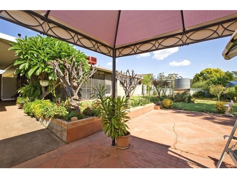 8 Daniel Keane Crescent, Gunnedah NSW 2380