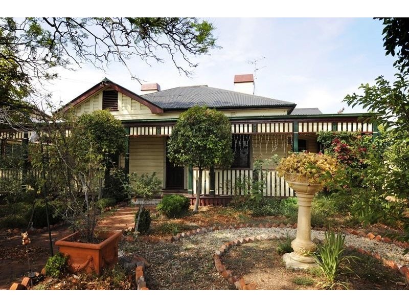 379 Conadilly Street, Gunnedah NSW 2380