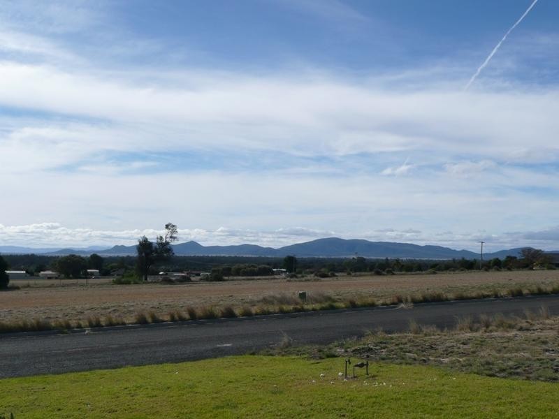 2/14-16 Silversmith Place, Gunnedah NSW 2380