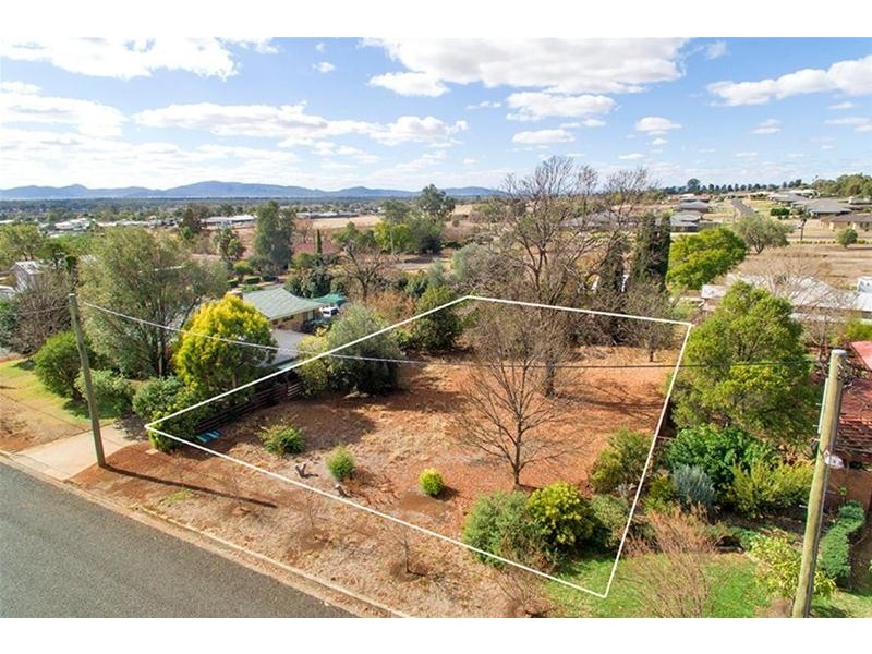 4 Sanders Place, Gunnedah NSW 2380