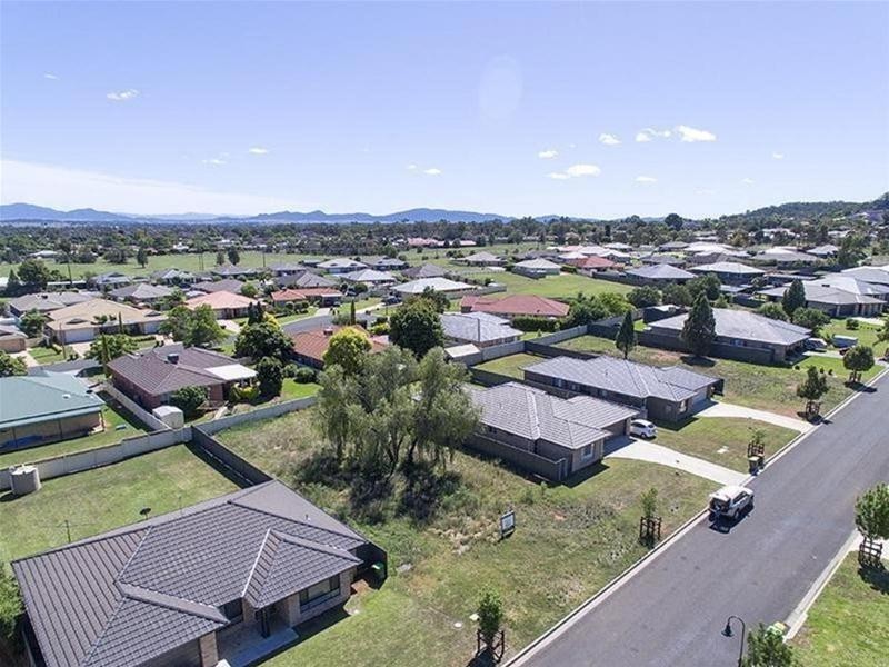 20 Kurrajong Road, Gunnedah NSW 2380