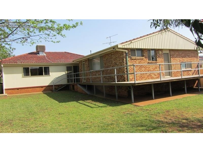 12 Marcia Street, Gunnedah NSW 2380