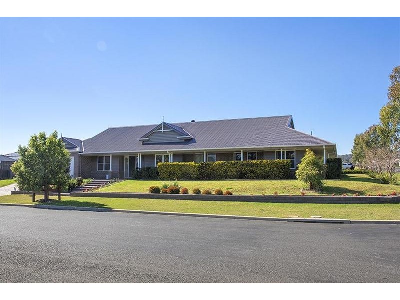 8 Tallowwood Drive, Gunnedah NSW 2380