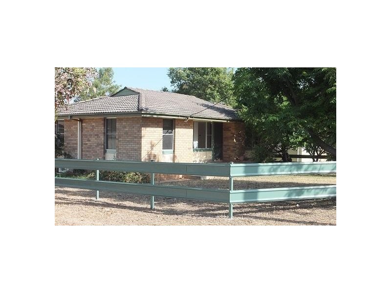 67 Hopedale Avenue, Gunnedah NSW 2380