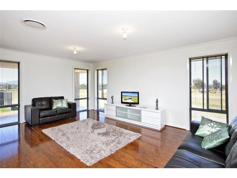 94 Kamilaroi Road, Gunnedah NSW 2380