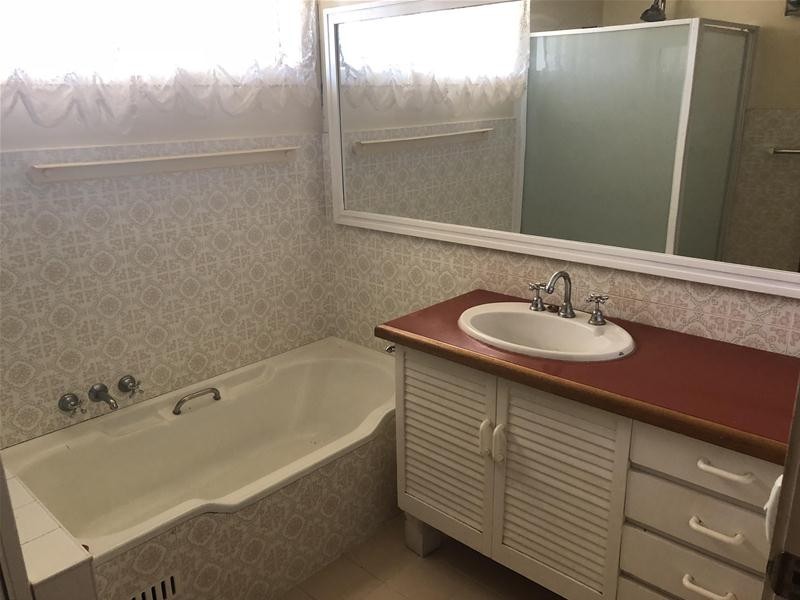 12 Ashford Street, Gunnedah NSW 2380