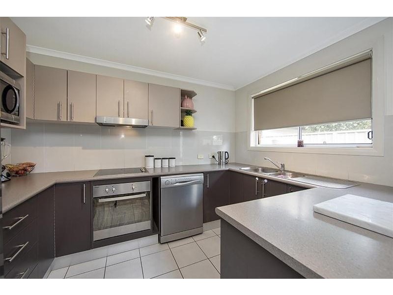 1/9 Bowen Avenue, Gunnedah NSW 2380