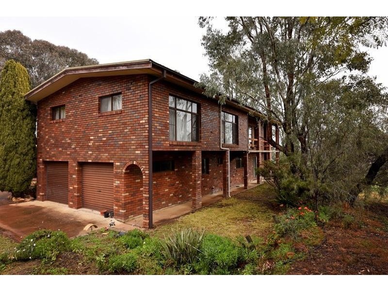 26 Hillcrest Road, Gunnedah NSW 2380