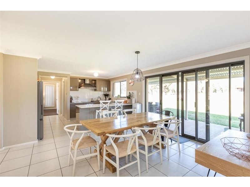 8 Harrie Rowland Place, Gunnedah NSW 2380