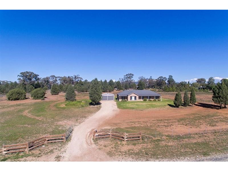 8 Harrie Rowland Place, Gunnedah NSW 2380