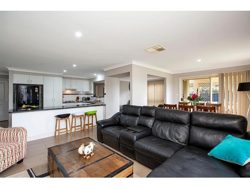 20 Tallowwood Drive, Gunnedah NSW 2380