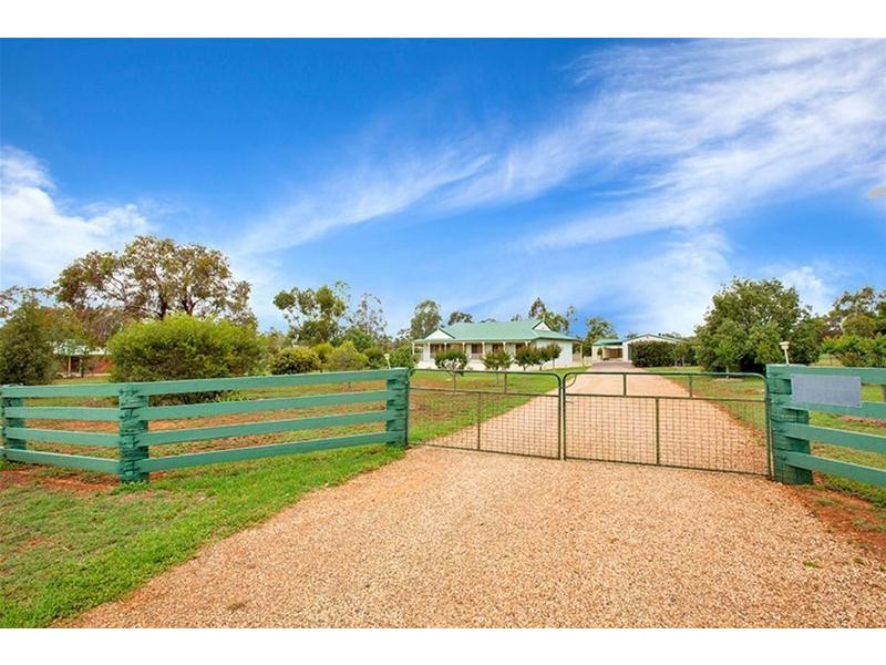 19 Galway Avenue, Gunnedah NSW 2380