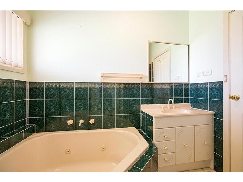 19 Galway Avenue, Gunnedah NSW 2380