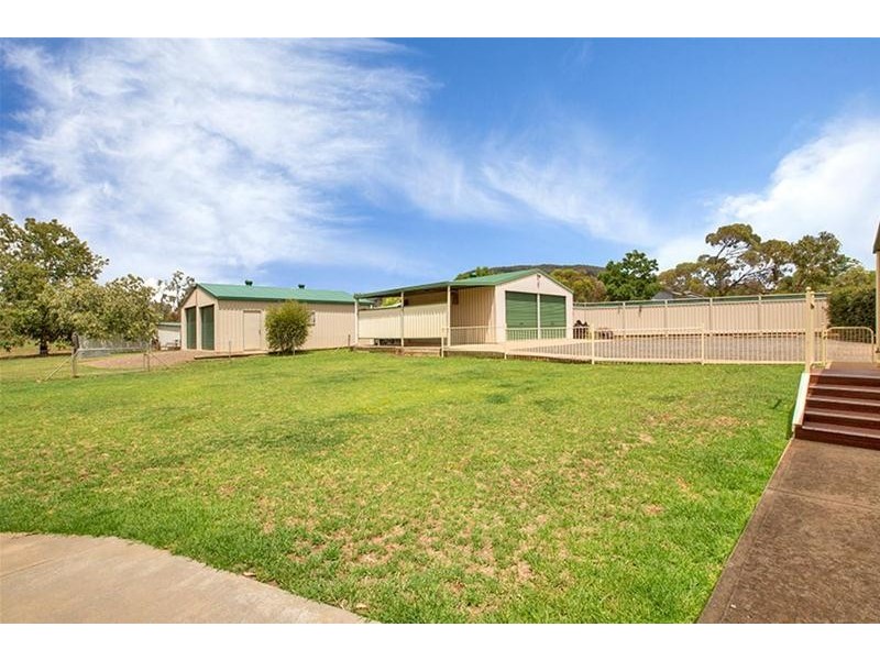 19 Galway Avenue, Gunnedah NSW 2380