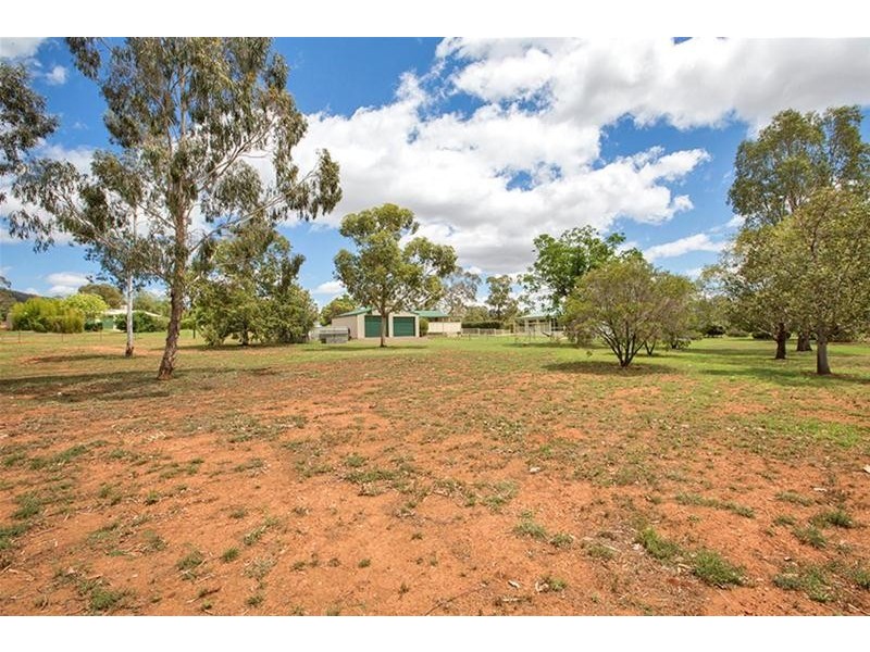 19 Galway Avenue, Gunnedah NSW 2380
