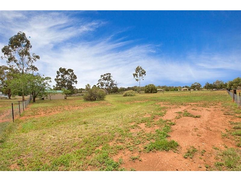 19 Galway Avenue, Gunnedah NSW 2380