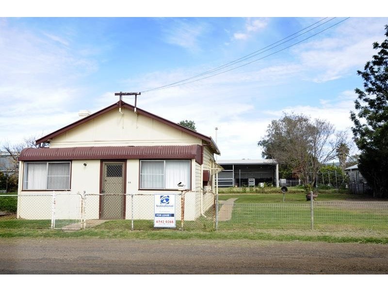 25 Little Barber Street, Gunnedah NSW 2380
