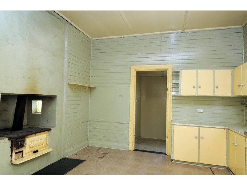 25 Little Barber Street, Gunnedah NSW 2380