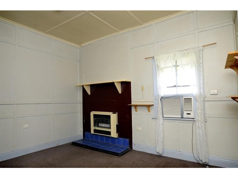 25 Little Barber Street, Gunnedah NSW 2380