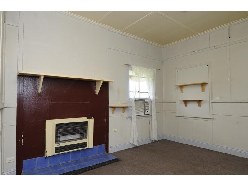 25 Little Barber Street, Gunnedah NSW 2380