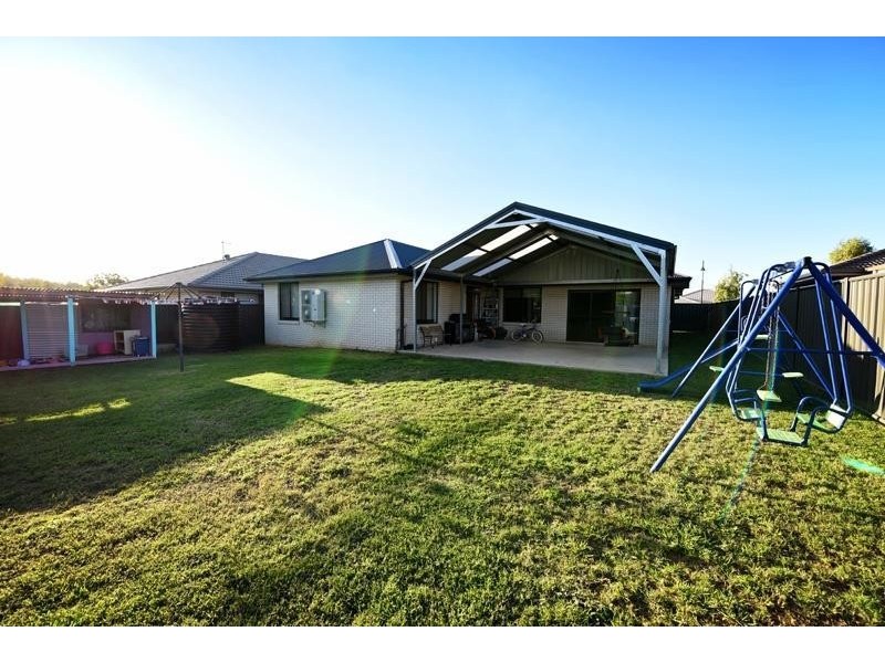 17 Tallowwood Drive, Gunnedah NSW 2380