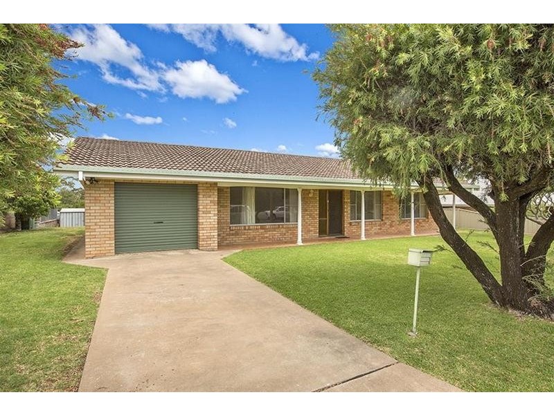 19 Ewing Street, Gunnedah NSW 2380