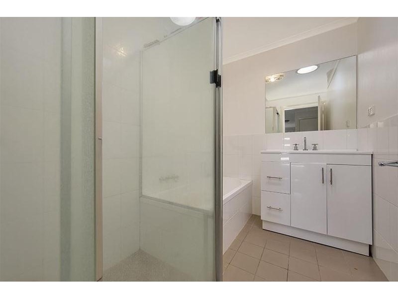 1/9 Bowen Avenue, Gunnedah NSW 2380